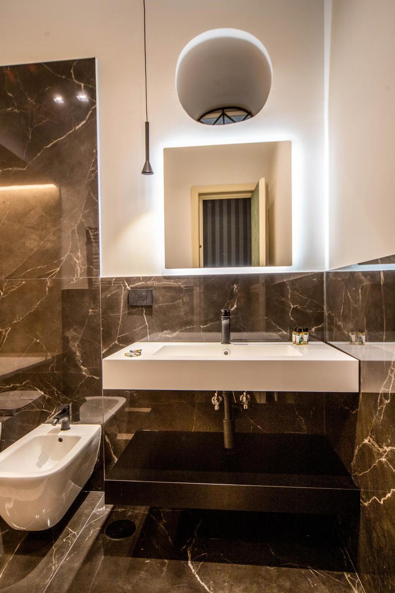 Arthouse Lady Marys Tribunali Luxury Suite Neapol Zewnętrze zdjęcie